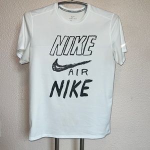Nike Breathe DRI-FIT Swoosh Logo
Running Shirt CN8340-100 Men
Size L
White/Black
